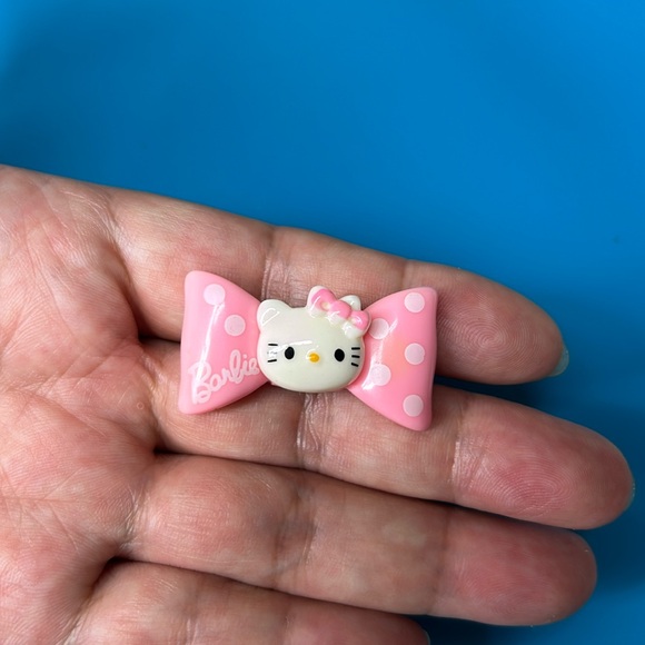🖤New💕Barbie x Hello Kitty handcrafted ring - Picture 7 of 10